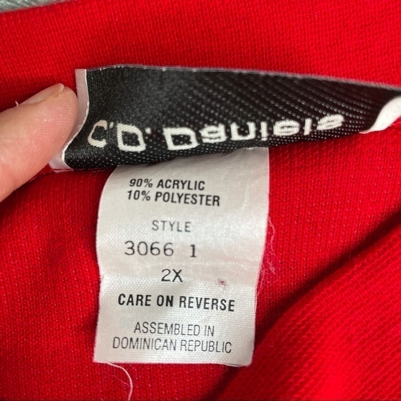 C.D. Daniels Red Short Sleeve Crew Neck Top Size 2X - Picture 4 of 6